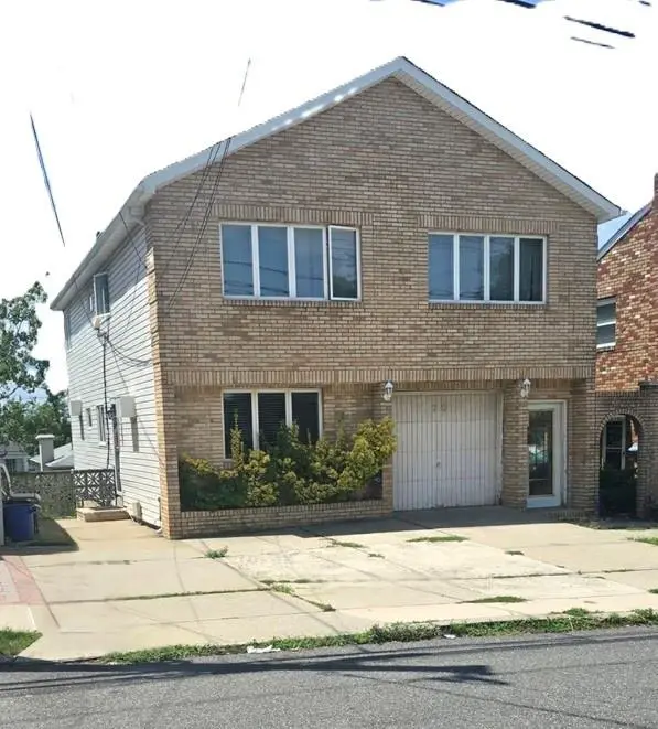 70 Roosevelt Avenue, Staten  Island, NY 10314