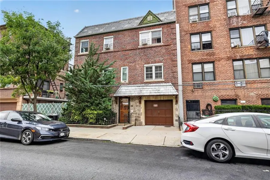 11 Mackay Place, Brooklyn, NY 11209 - #2