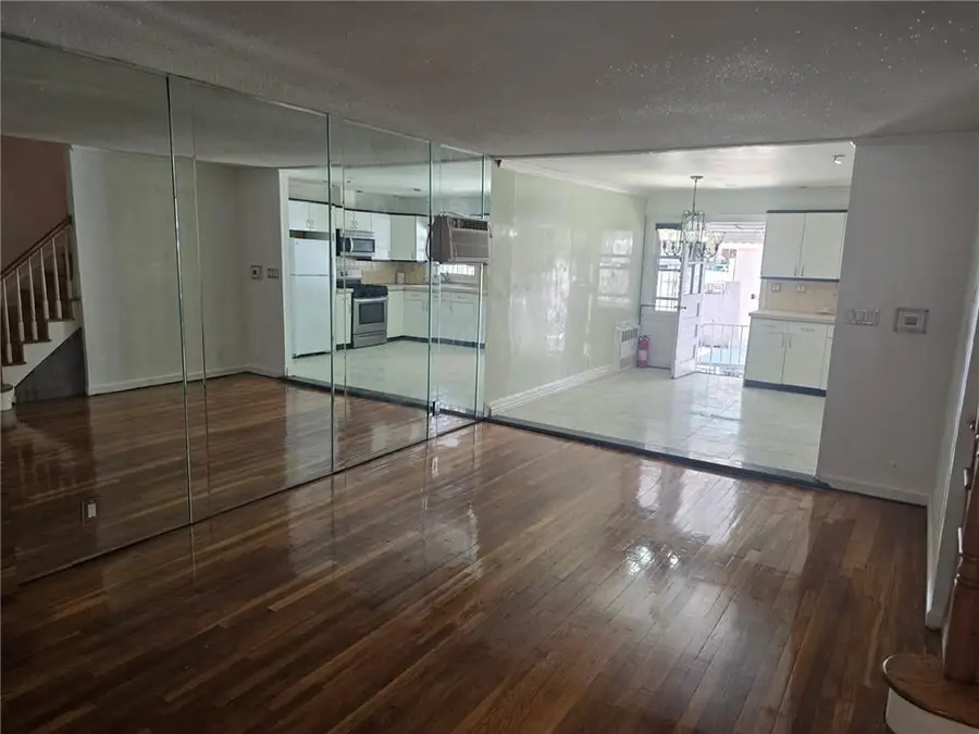 8724 Avenue M, Brooklyn, NY 11236 - #3