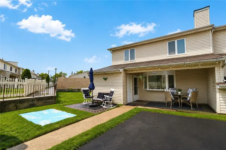 31 Regis Drive #63, Staten Island, NY 10314 - #3