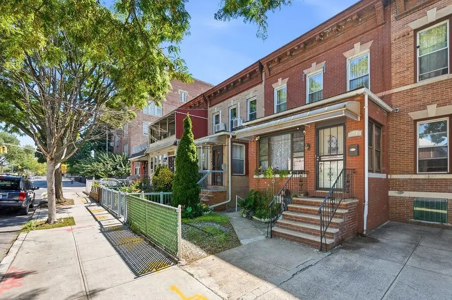 7709 19th Avenue, Brooklyn, NY 11214 - #2