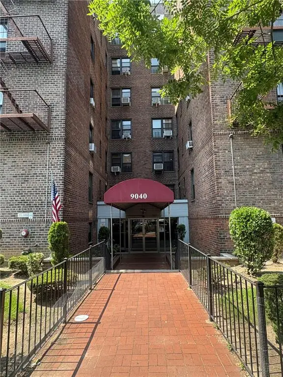 9040 Fort Hamilton Parkway #3M, Brooklyn, NY 11209 - #3