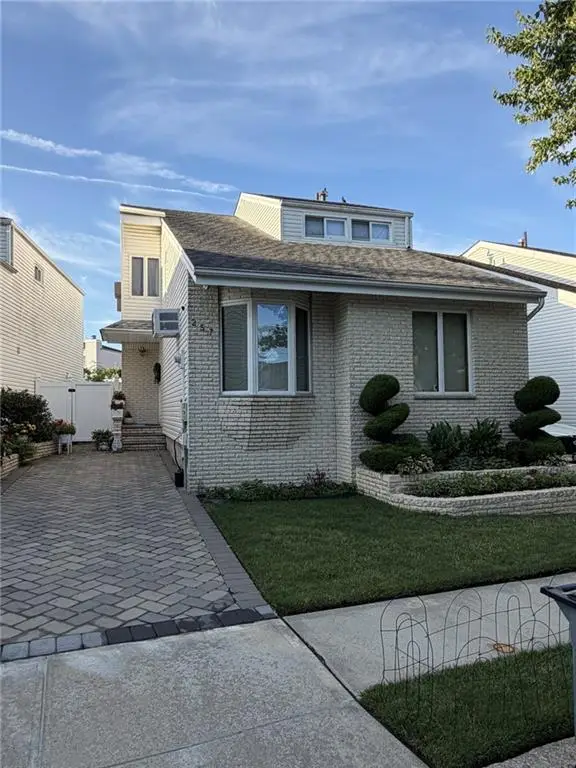 253 Green Valley Road, Staten  Island, NY 10312
