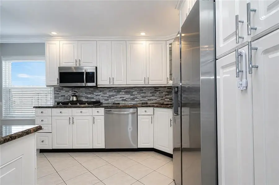 253 Green Valley Road, Staten Island, NY 10312 - #3