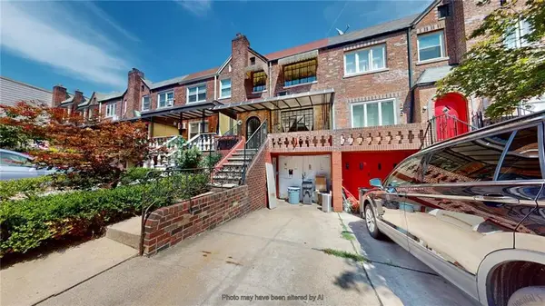 121 East 2nd Street, Brooklyn, NY 11218