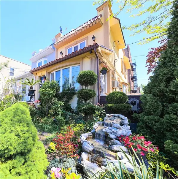 8225 7th Avenue, Brooklyn, NY 11228