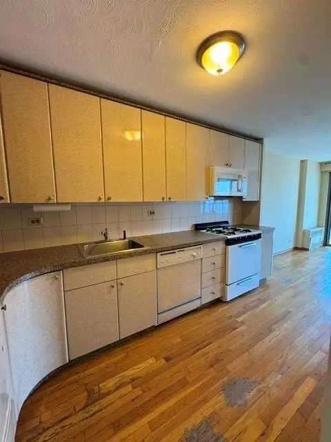 601 Surf Avenue #19M, Brooklyn, NY 1124 - #3