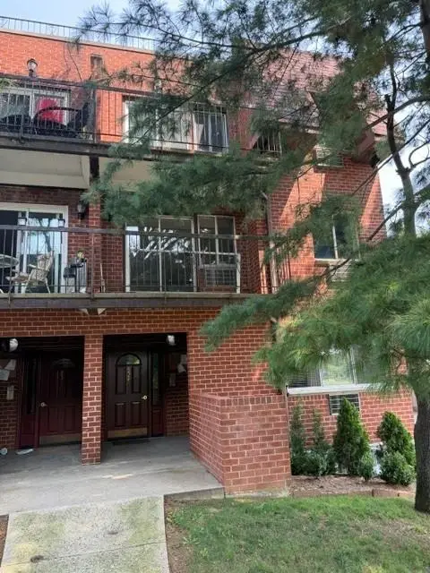 85-28 Dumont Avenue #11B, Ozone Park, NY 11417