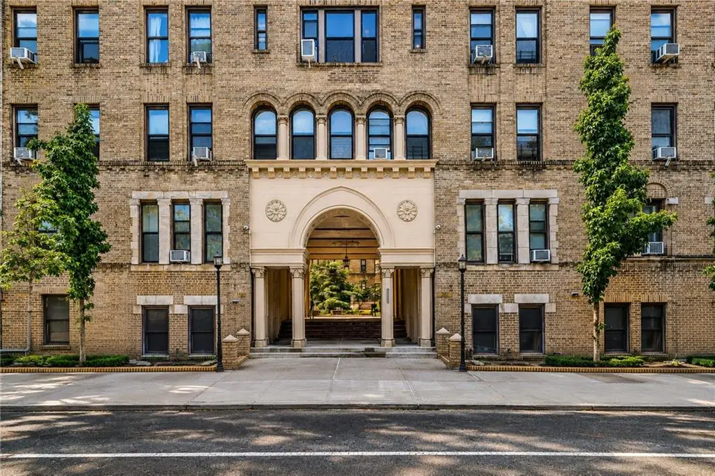 7101 Colonial Road #R3F, Brooklyn, NY 11209 - #1