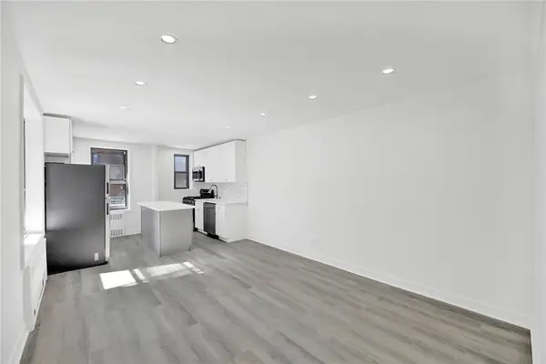 61 Oliver Street #1T, Brooklyn, NY 11209
