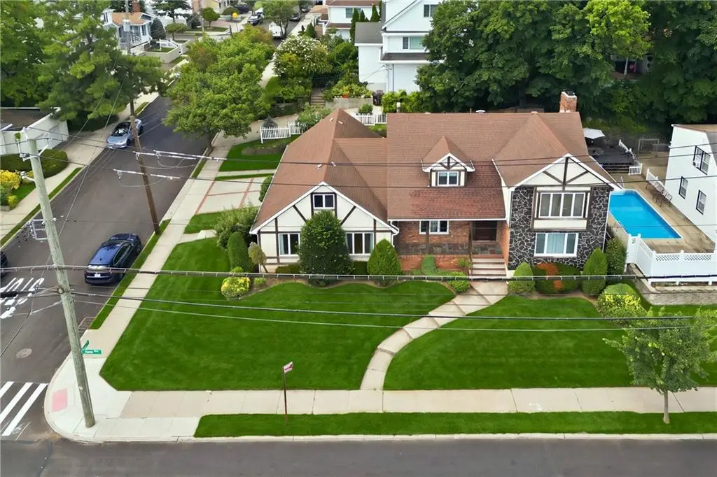 3877 Hylan Boulevard, Staten Island, NY 10308 - #1