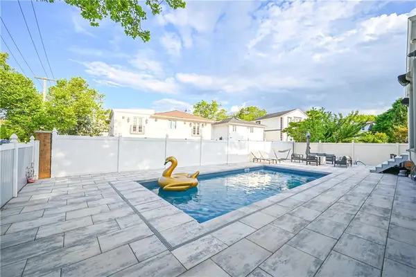 113 Barlow Drive, Brooklyn, NY 11234