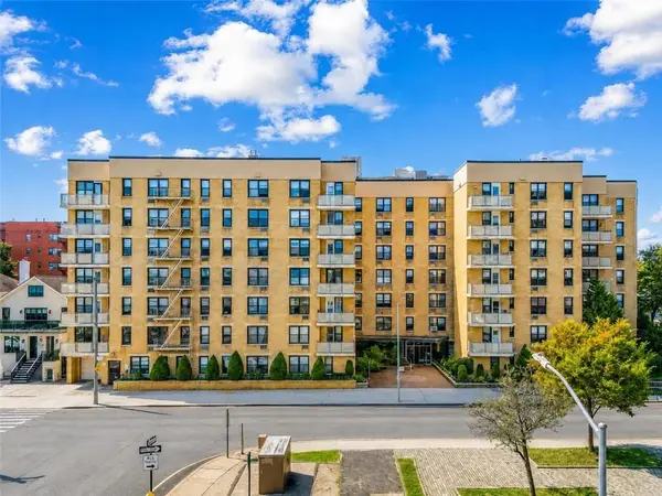 200 Corbin Place #5W, Brooklyn, NY 11235