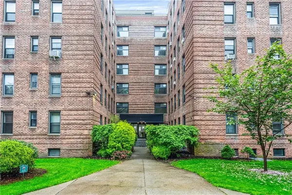 2229 Knapp Street #1G, Brooklyn, NY 11229