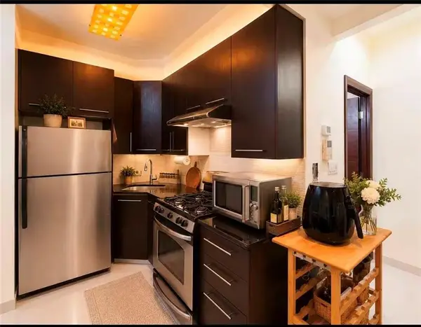 360 43rd Street #2B, Brooklyn, NY 11232