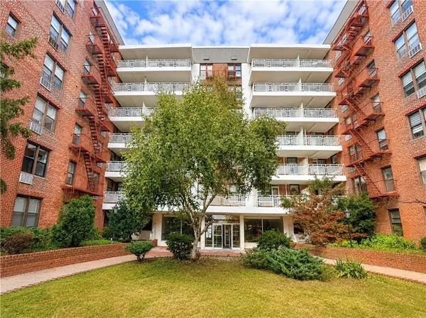 3235 Emmons Avenue #712, Brooklyn, NY 11235