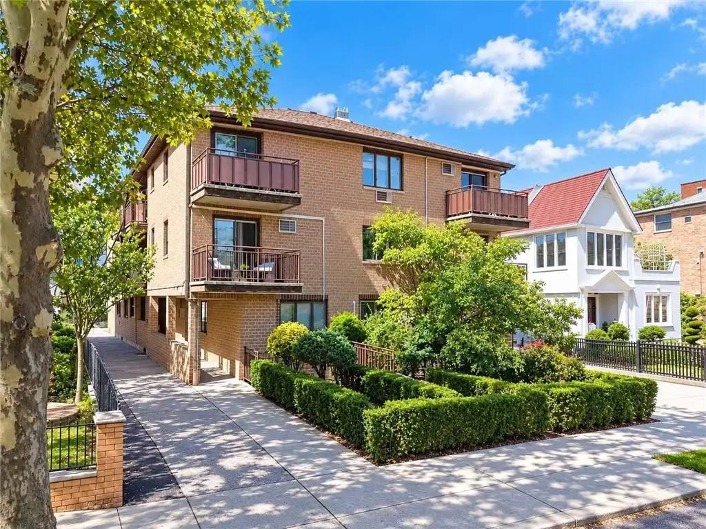 2726 East 19th Street #C2, Brooklyn, NY 11235 - #1