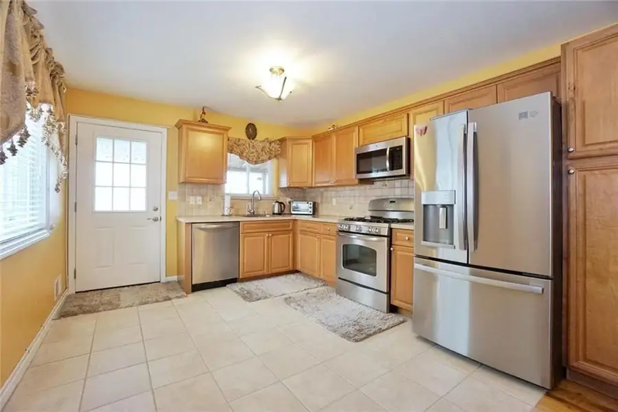 139 Whitman Avenue, Staten Island, NY 10308 - #2