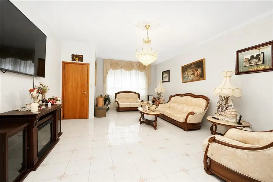 6816 19th Avenue, Brooklyn, NY 11204 - #3