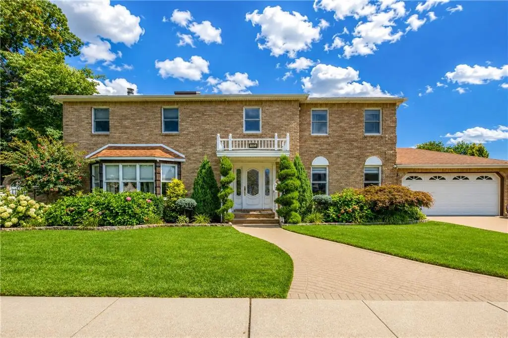 162 Rensselaer Avenue, Staten Island, NY 10312 - #1
