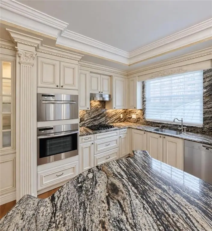 105 Oceana Avenue East #2G, Brooklyn, NY 11235 - #3