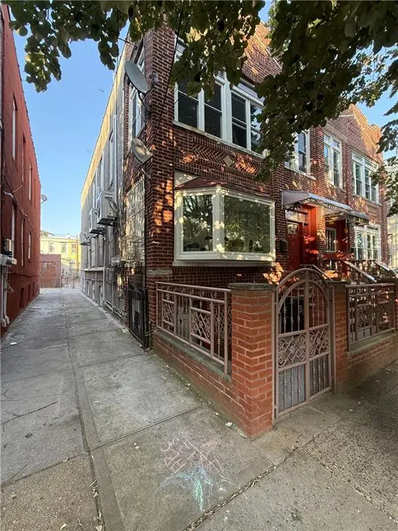 685 Essex Street, Brooklyn, NY 11208 - #2
