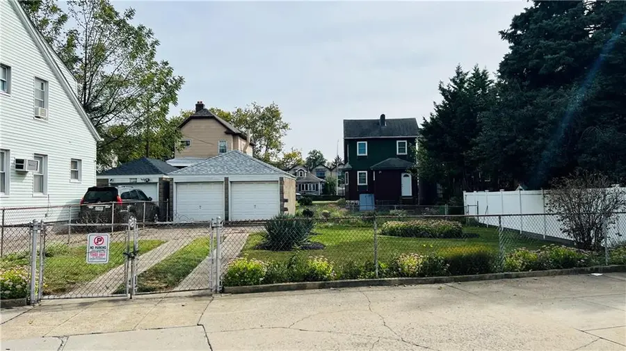 5954 Grand Avenue, Maspeth, NY 11378 - #3