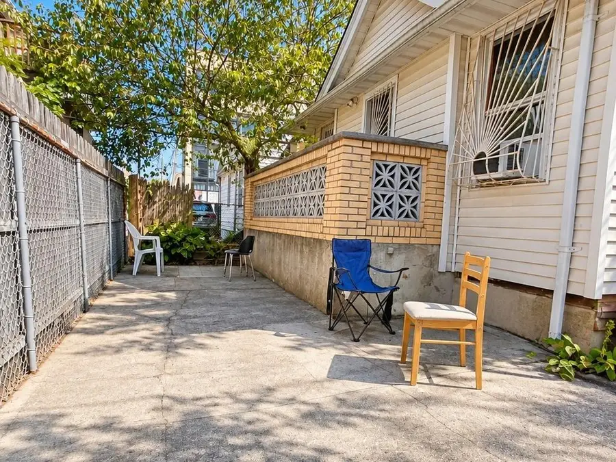 72 Brighton 1st Lane, Brooklyn, NY 11235 - #3