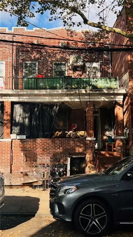 759 57th Street, Brooklyn, NY 11220
