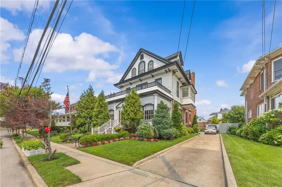 190 Beach 137th Street East, Belle Harbor, NY 11694 - #3