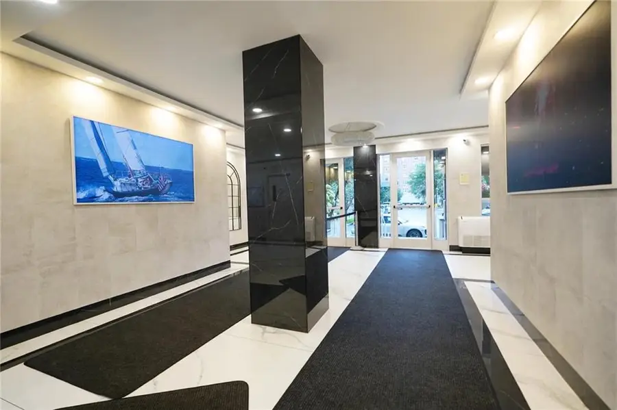 40 Oceana Drive West #PH2E, Brooklyn, NY 11235 - #2