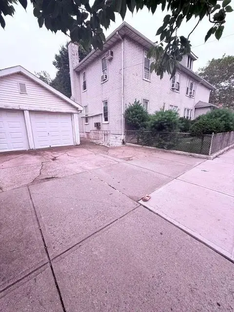 1612 East 23rd Street, Brooklyn, NY 11229