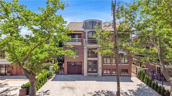 8 Whitman Drive, Brooklyn, NY 11234