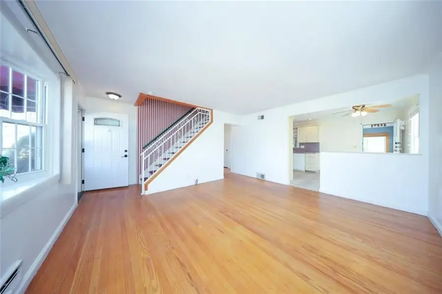 100 Sterling Avenue, Staten Island, NY 10306 - #3