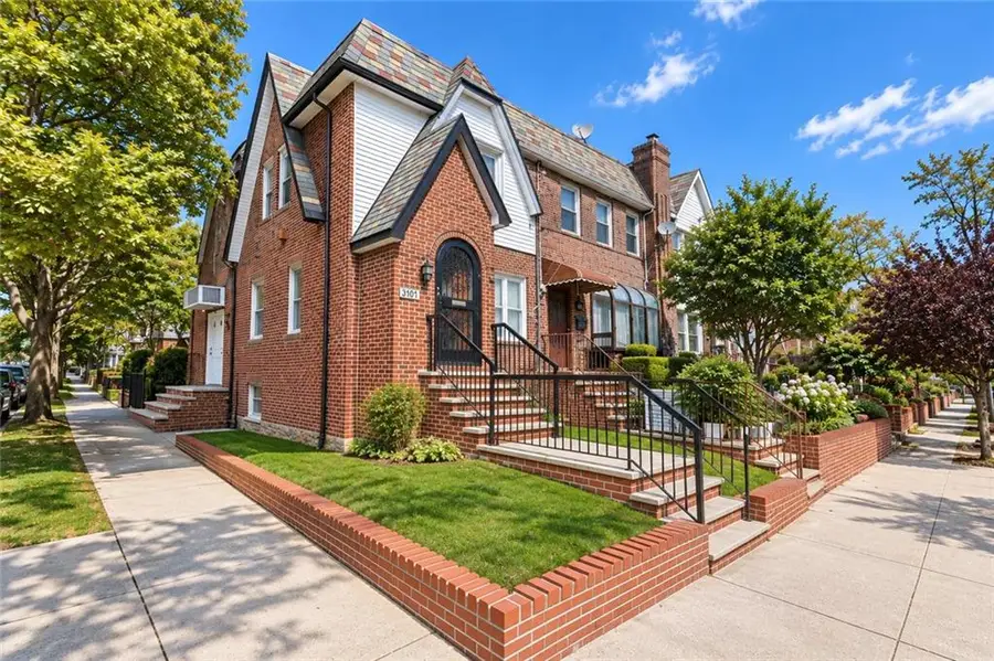 3101 Avenue R, Brooklyn, NY 11234 - #2