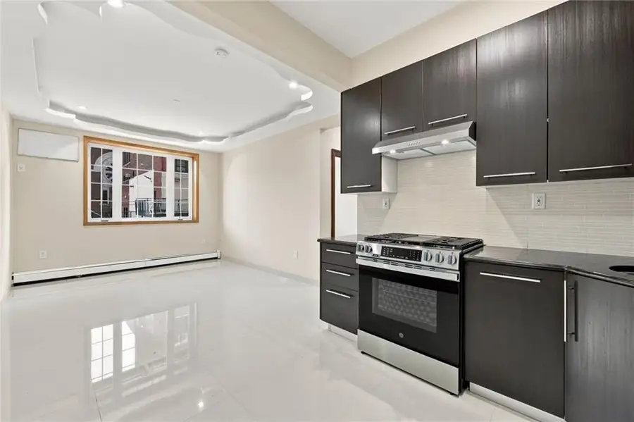 360 43rd Street #2A, Brooklyn, NY 11232 - #3