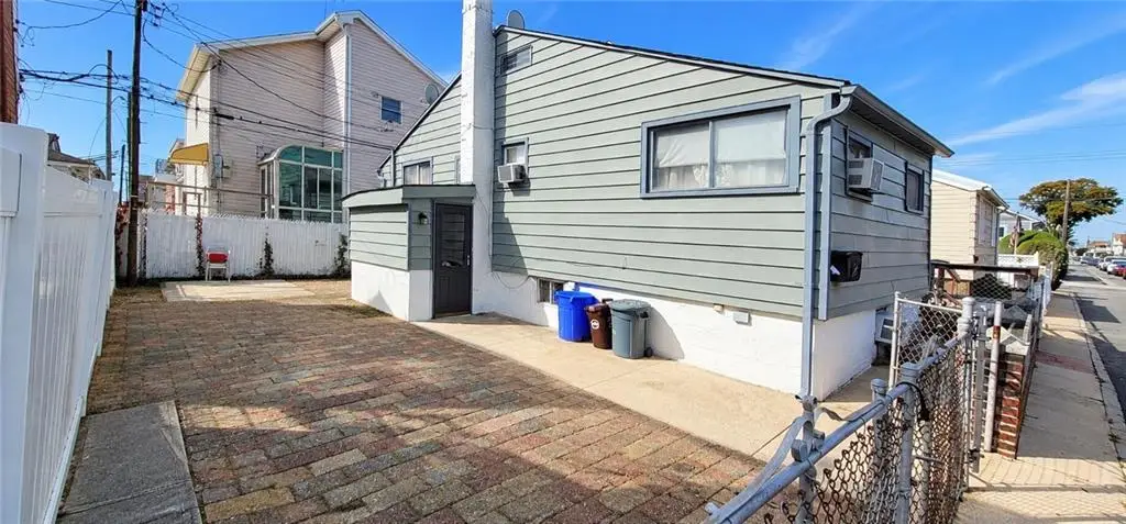 15 Eaton Court, Brooklyn, NY 11229 - #1