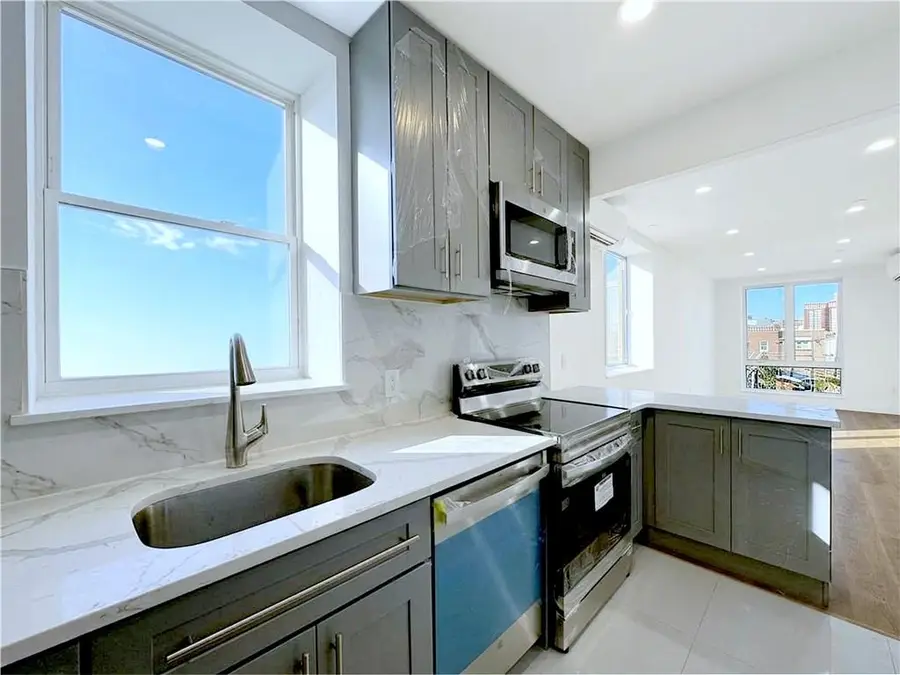 2815 West 17th Street #4B, Brooklyn, NY 11224 - #3