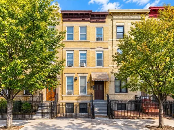 319 48th Street, Brooklyn, NY 11220