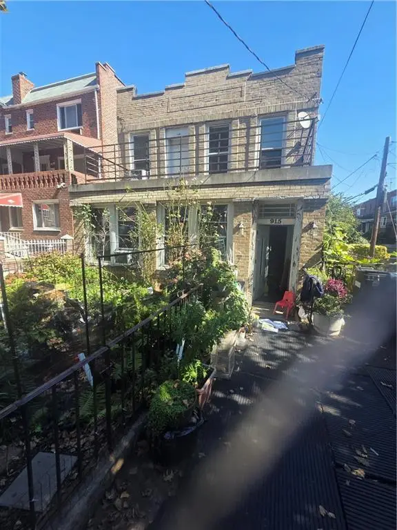 915 East 54th Street, Brooklyn, NY 11234