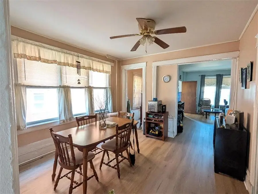186 Beach 118th Street, Rockaway Park, NY 11694 - #2