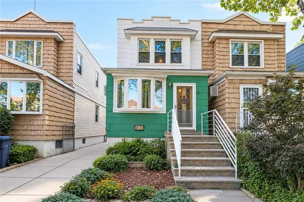 69-20 67th Place, Queens, NY 11385