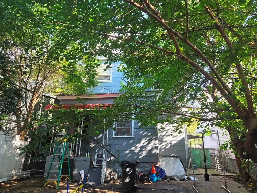 696 Avenue C, Brooklyn, NY 11218 - #2