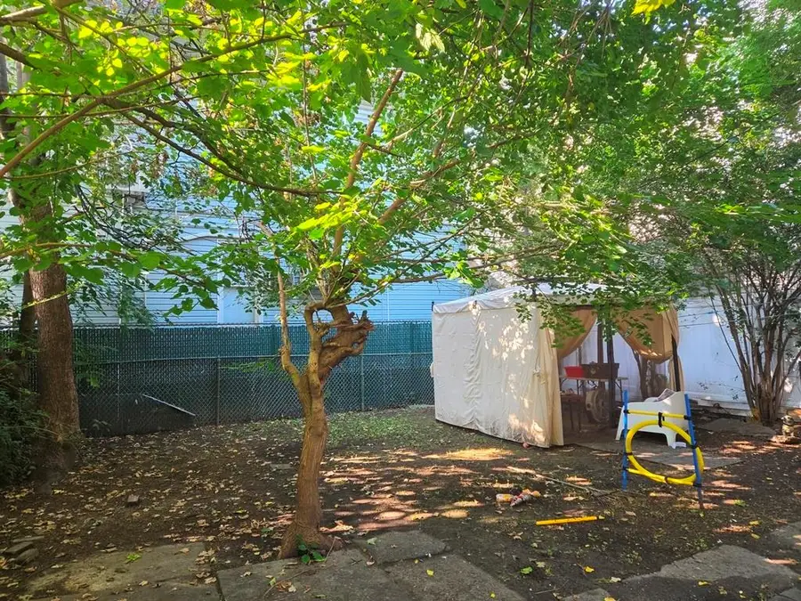 696 Avenue C, Brooklyn, NY 11218 - #3