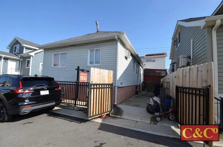 114 Frank Court, Brooklyn, NY 11229 - #3