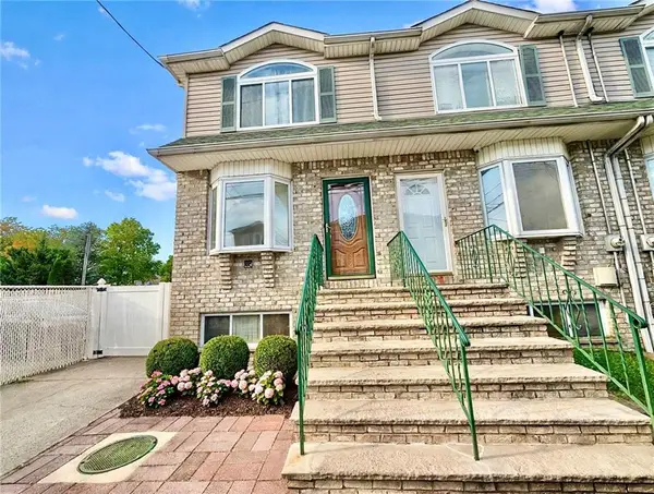 25 Lyceum Court, Staten  Island, NY 10310
