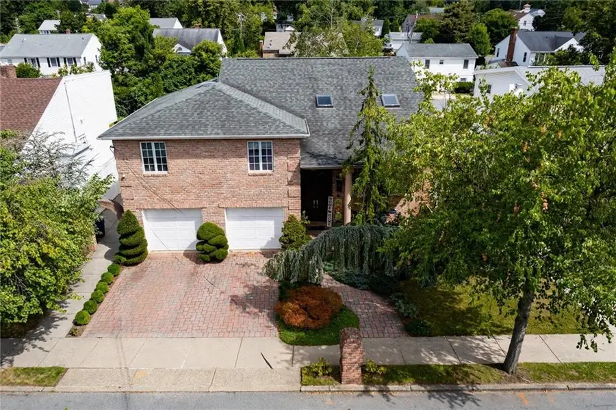 337 Thomas Street, Staten Island, NY 10306 - #2