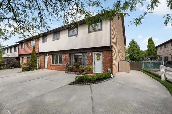 267 Rolling Hill Green #267, Staten  Island, NY 10312