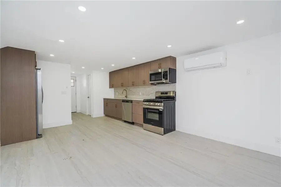 8 Brighton Court, Brooklyn, NY 11223 - #2