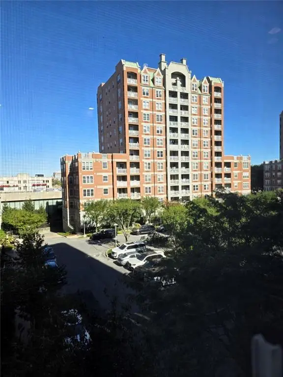 60 Oceana Dr. West Drive #4A, Brooklyn, NY 11235